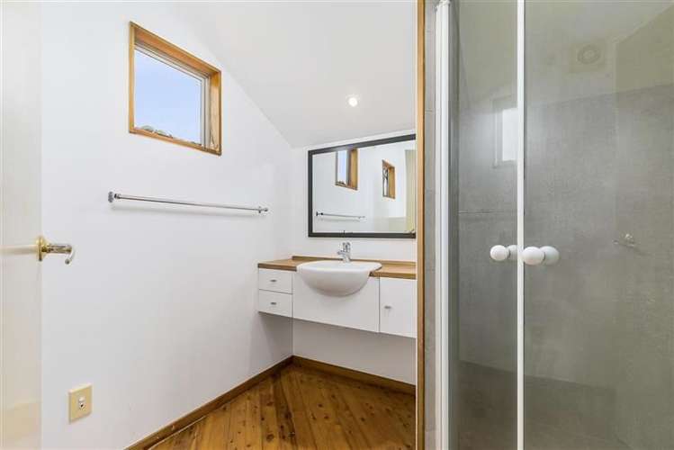 6c Forest Hill Road Henderson_6