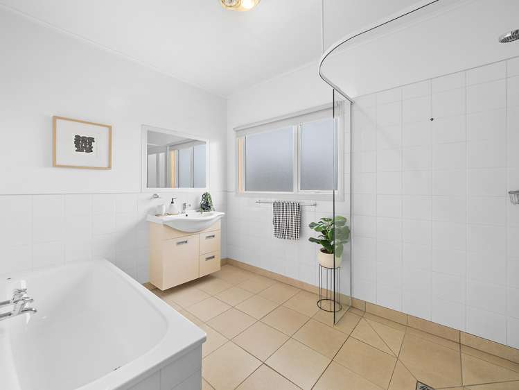 12 Saunders Road Allenton_13