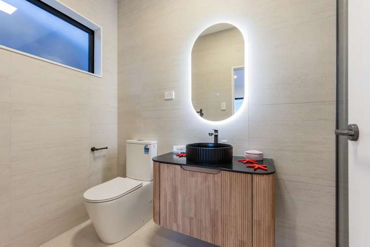 80 Huanui Drive Orewa_18