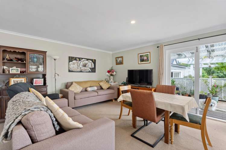 63 Riversdale Road Waihakeke_25