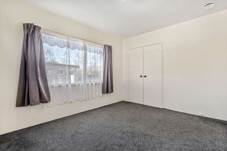 2/27 Aeronautic Road Takanini_8