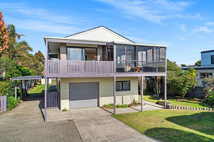 484 Papamoa Beach Road Papamoa_3