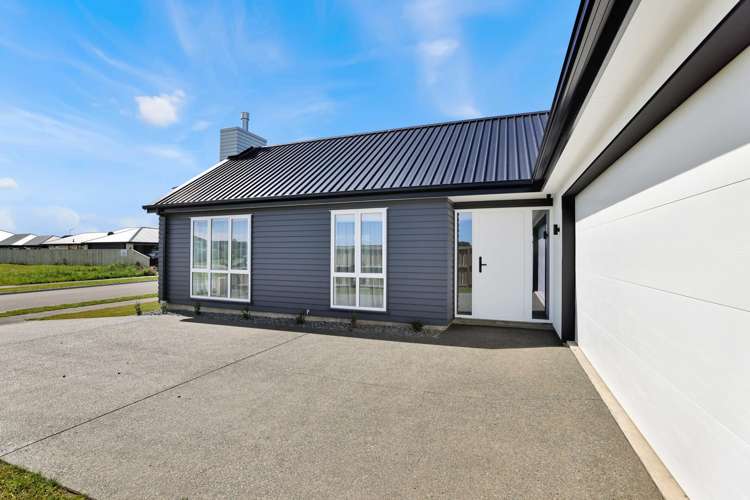 17 Kilphin Street Elgin_32