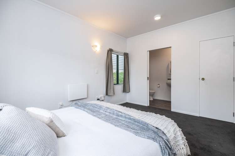 99 Redwood Avenue Tawa_6