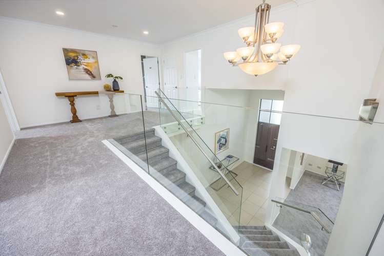 114 Kyle Road Greenhithe_4