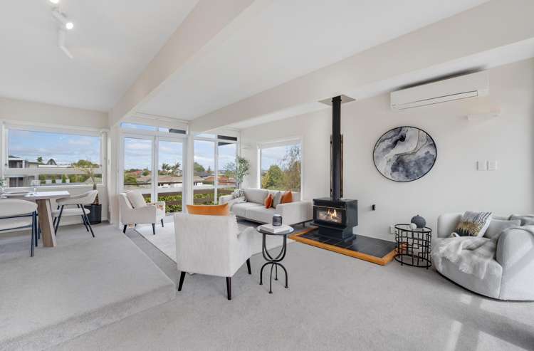 22 Andrea Place Sunnyhills_18