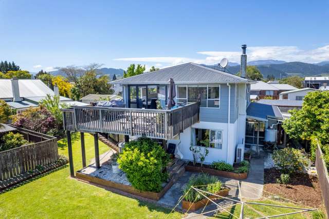 Stylish Private Family Haven