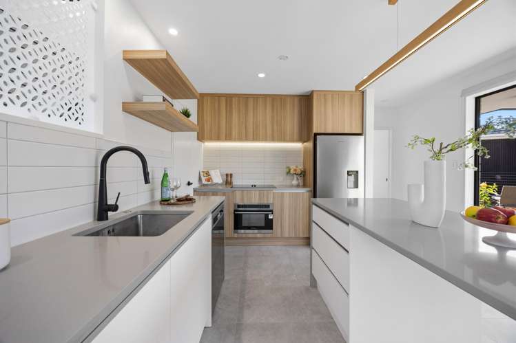 16 & 16A Maugham Drive Bucklands Beach_24