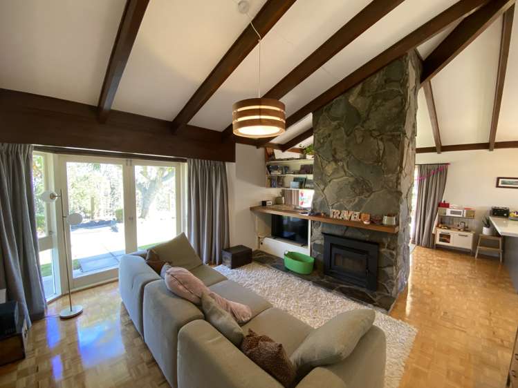 264 Ara-Kotinga Whitford_3