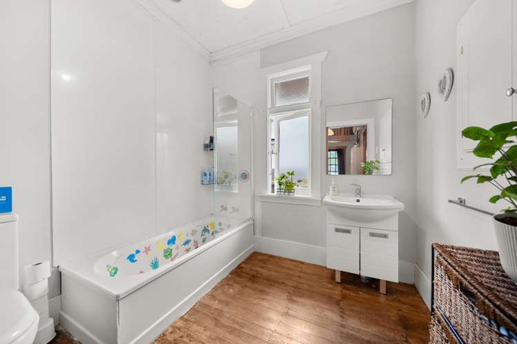 10 Jeans Street Masterton_16