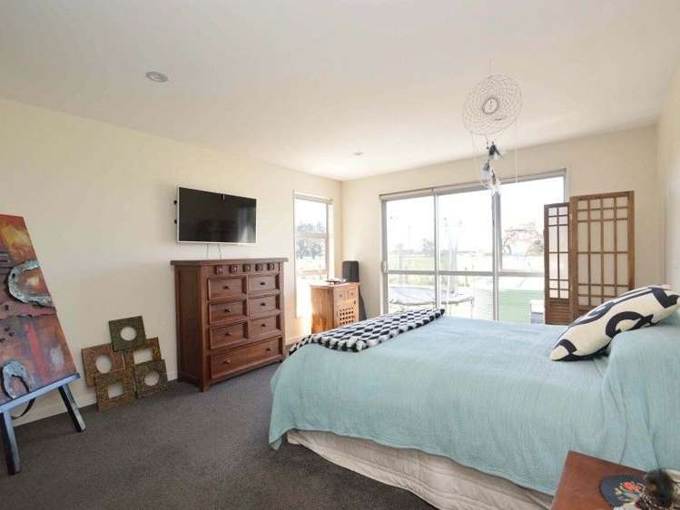 11 Marama Avenue South Otatara_9