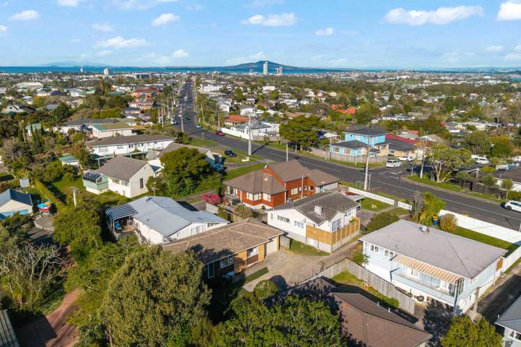 2/66 Coronation Road Hillcrest_23
