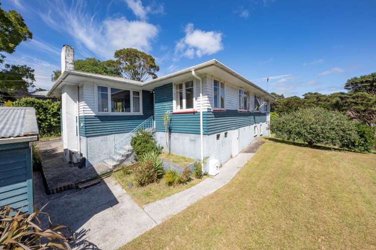 54 Woodfern Crescent Titirangi_3