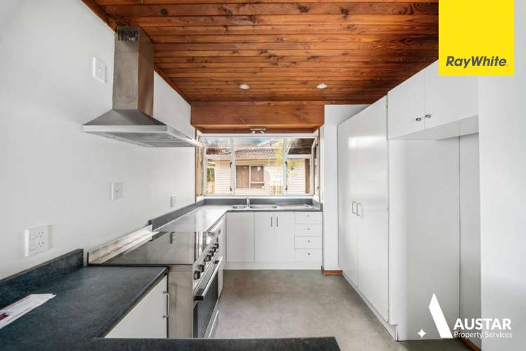 77 Riverpark Crescent Henderson_1