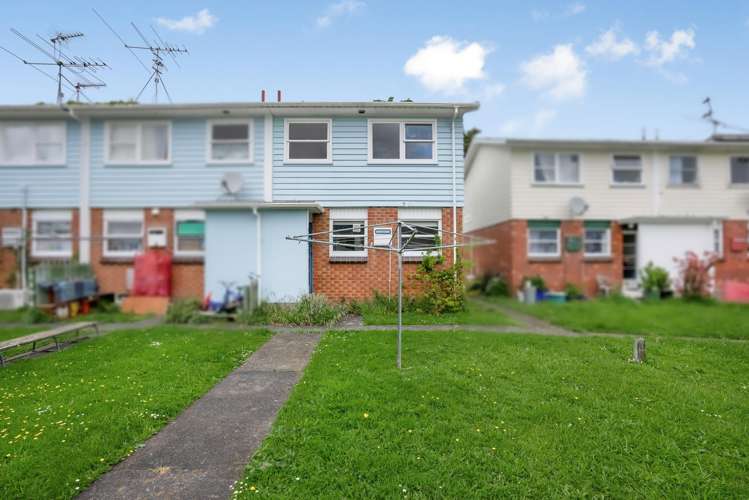 1 & 3/48E Merton Street Trentham_13