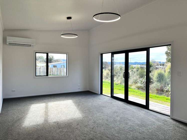 37 Stromness Street_4