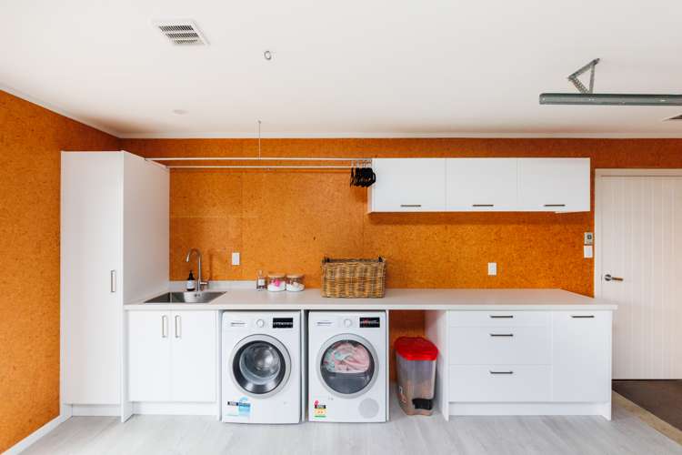 25 Medallion Court Kelvin Grove_15