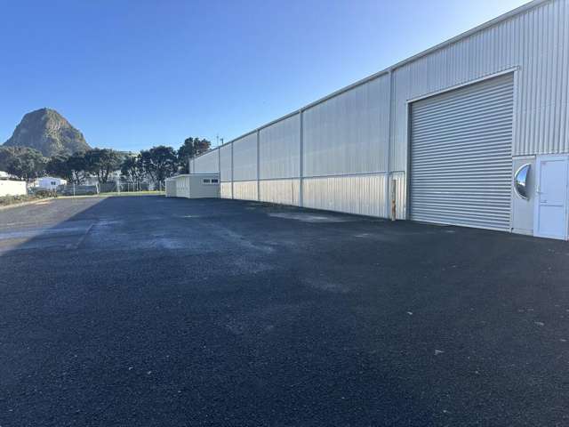Clear Span Industrial Facility & Secure Yard