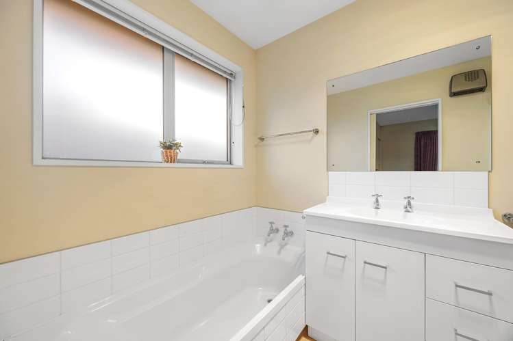 104A Hills Road Edgeware_13