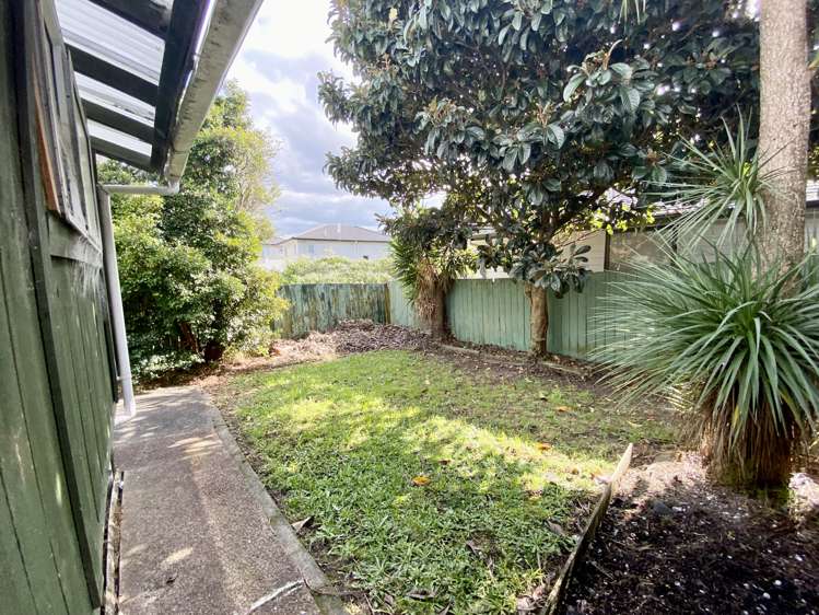 44 Universal Drive Henderson_15