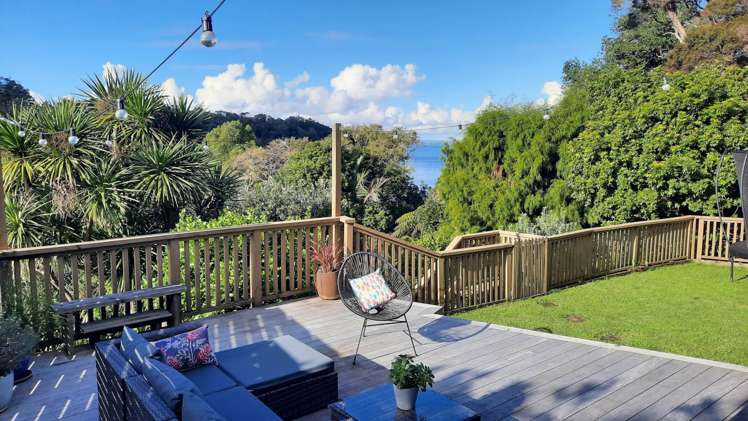 72 Laingholm Drive Laingholm_18