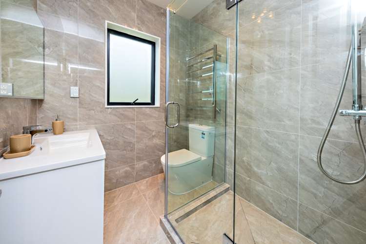 115 Argento Avenue Flat Bush_15