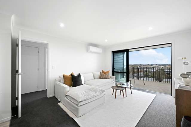 3/12 Ruakiwi Road Hamilton Lake_4