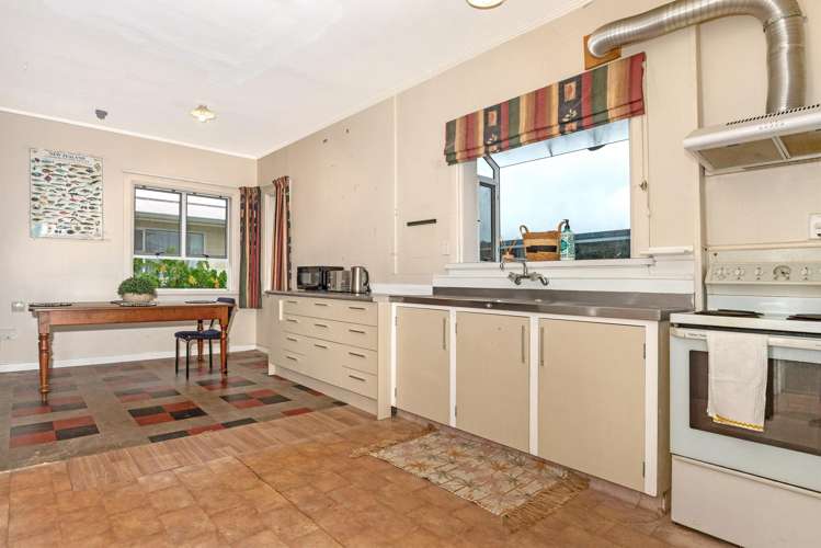 544 Childers Rd Te Hapara_2