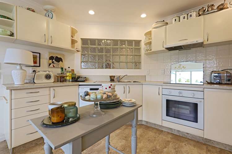 14/212 Grove Road Mayfair_2