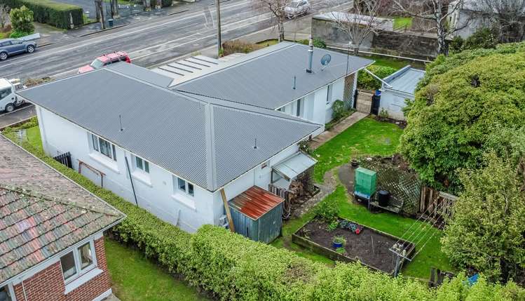 410 North Road North East Valley_23