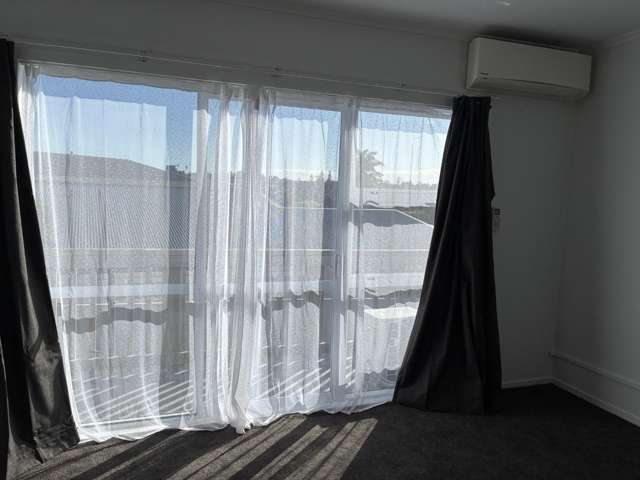 3/6 Cruickshank Crescent 1723_3