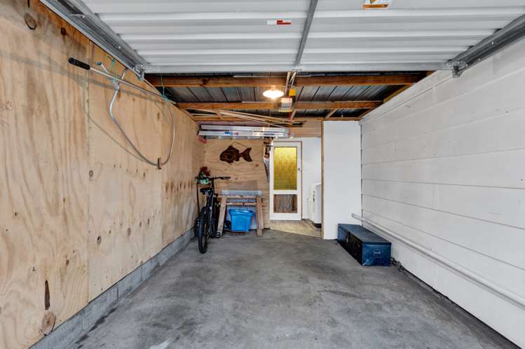 3/166 Ngamotu Road Spotswood_18