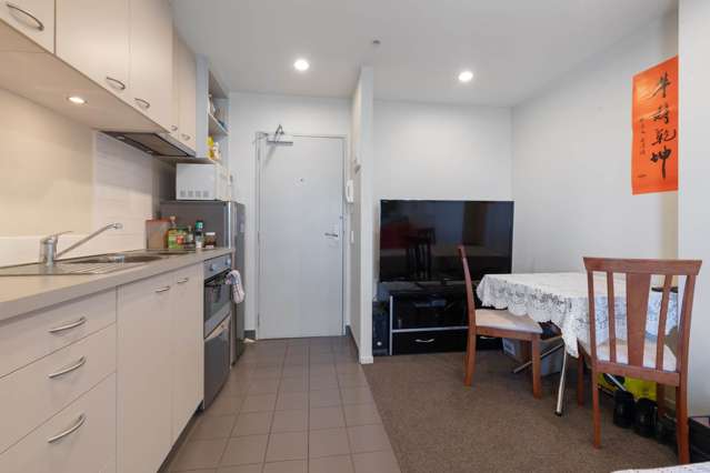 1601/17 Amersham Way Manukau Central_4