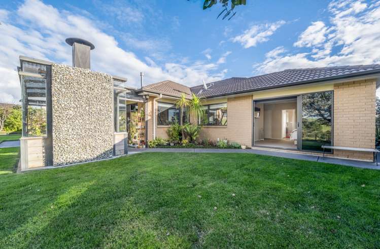 6 Bendemeer Place Flat Bush_10