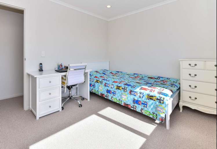 9 Kirkaldy Street Wattle Downs_8