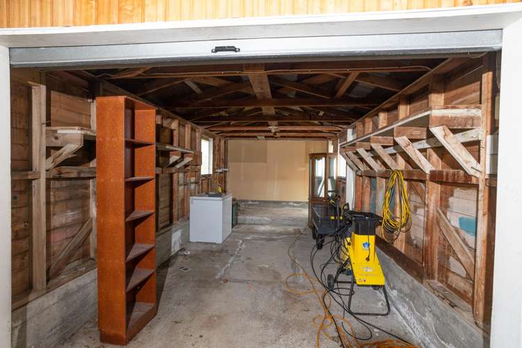 6 Papatotara Road Tuatapere_13