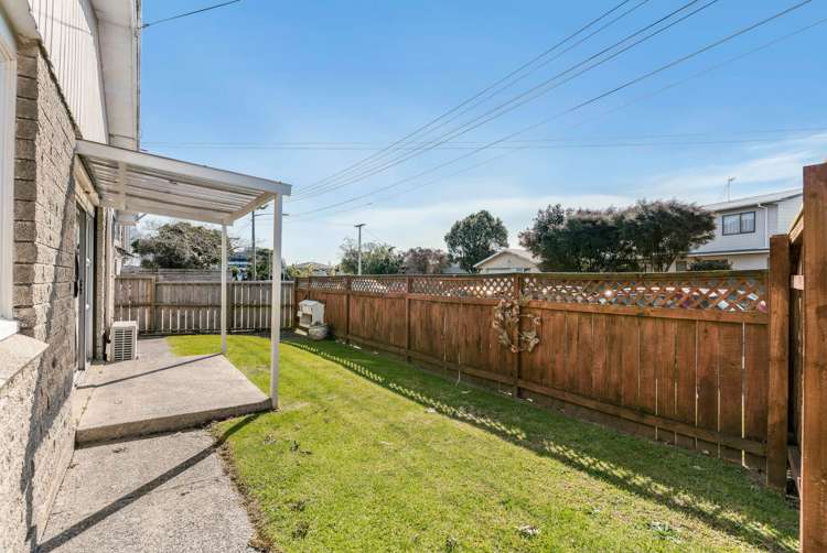 1-3/18 Grenada Street Mt Maunganui_11