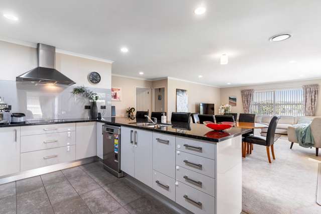 101 Pine Harbour Parade Beachlands_4