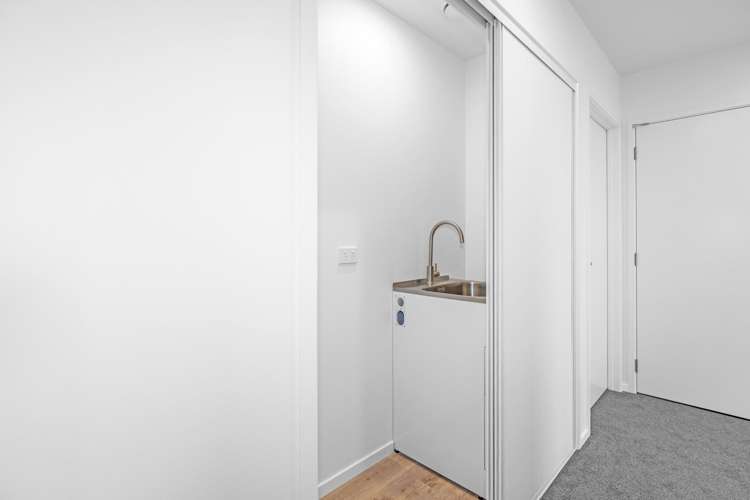 8b Appaloosa Way Rolleston_10