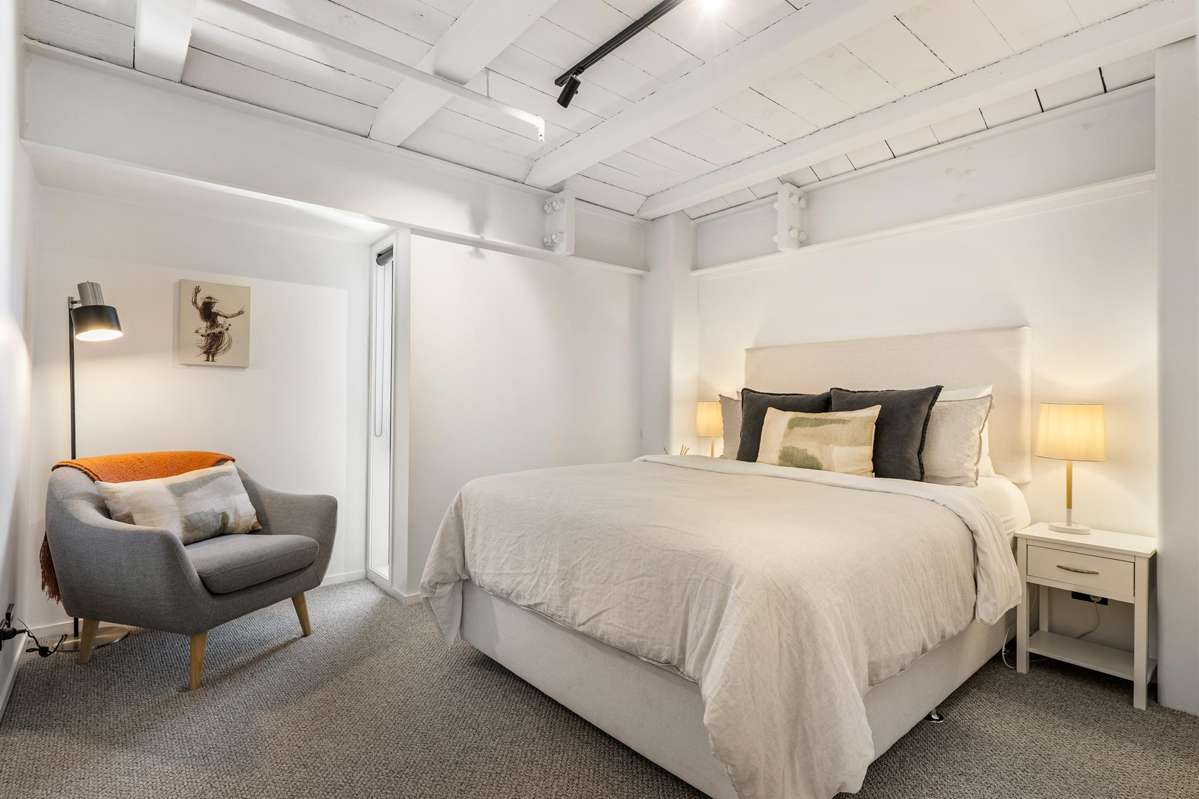 202/43 Brown Street_4