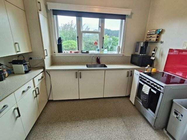 Charming Home on Kitchener Terrace