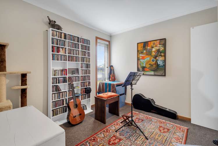 49 Curtis Street Stoke_12