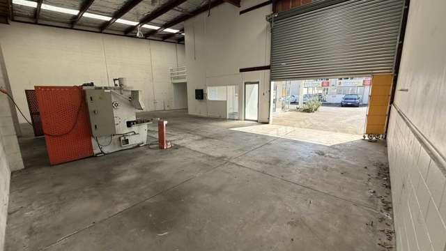 4f William Pickering Drive Albany_2