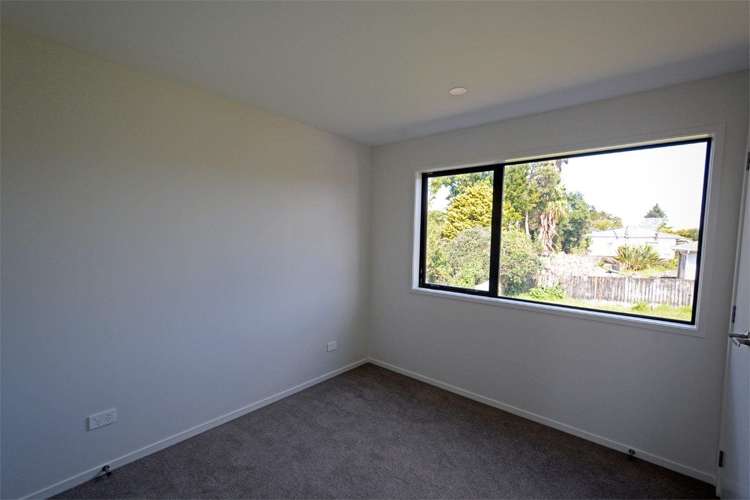 4/66 Neil Avenue Te Atatu Peninsula_4