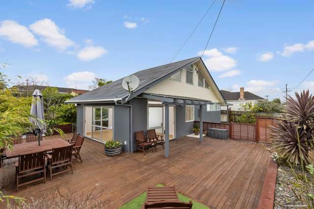 1 Ozich Avenue Te Atatu South_2