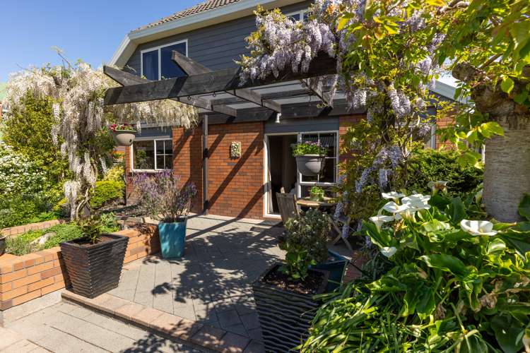 16 Patricia Place Harewood_1