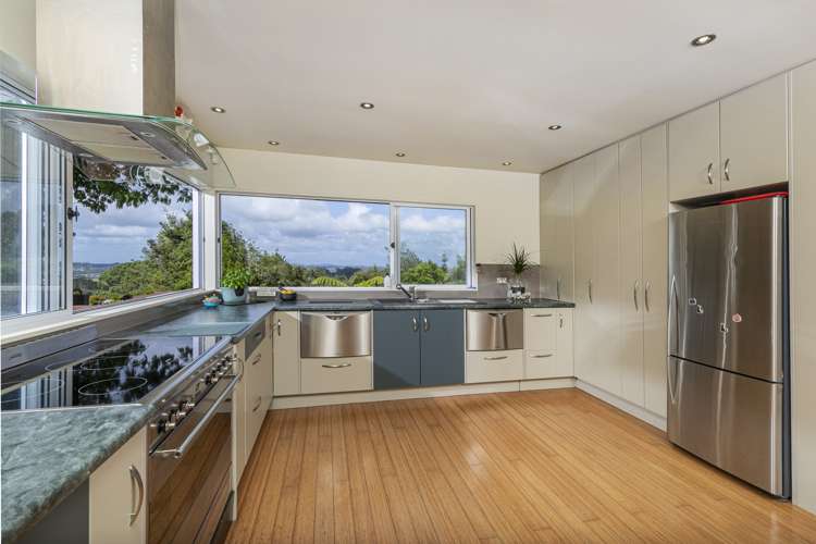 335 Ridge Road Paremoremo_7