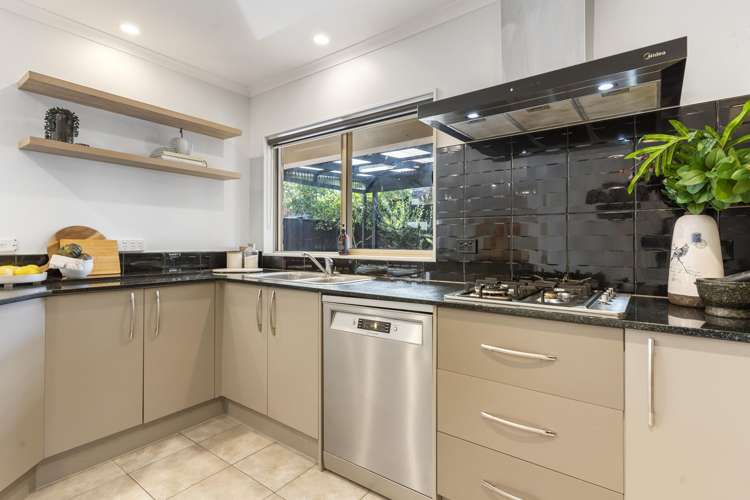 26 Heidi Crescent Flat Bush_11