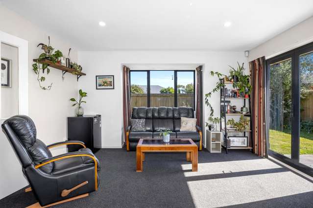 6 Sheraton Place Redwood_2