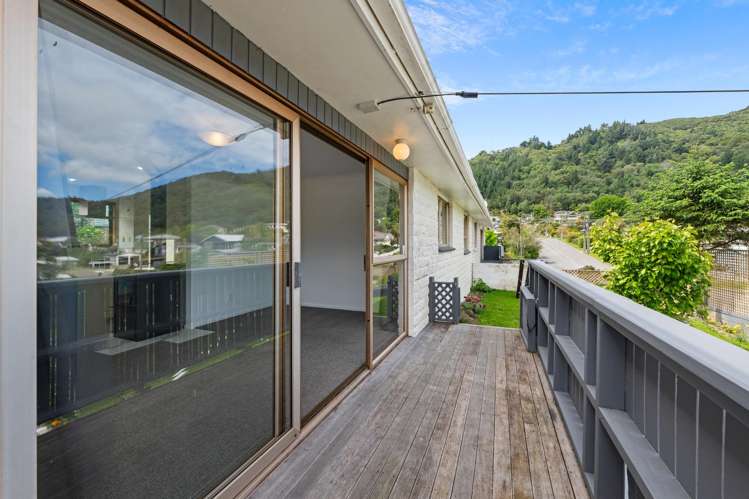 2-1A Leicester Street Picton_19